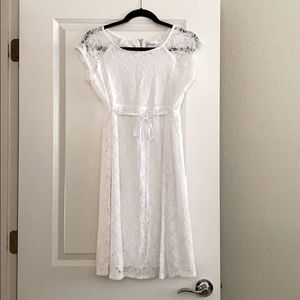 Motherhood maternity white dress